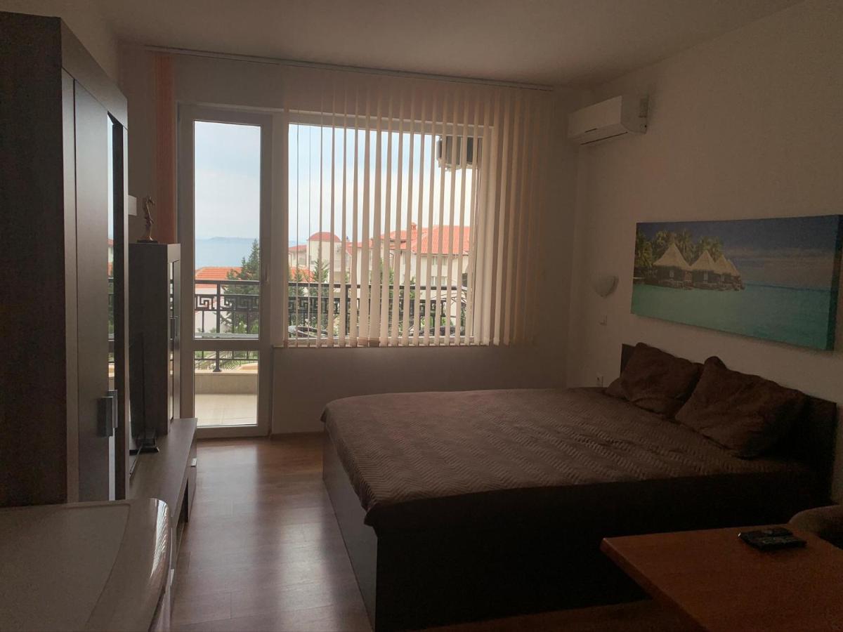Marina Bay Apart Saint Vlas Свети-Влас Экстерьер фото