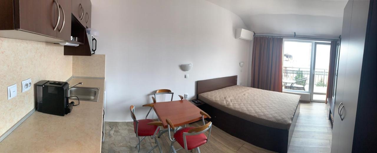 Marina Bay Apart Saint Vlas Свети-Влас Экстерьер фото