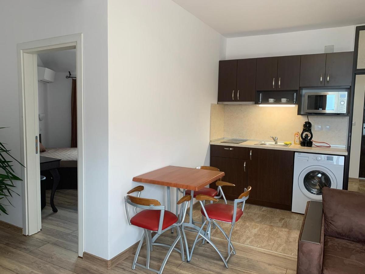 Marina Bay Apart Saint Vlas Свети-Влас Экстерьер фото