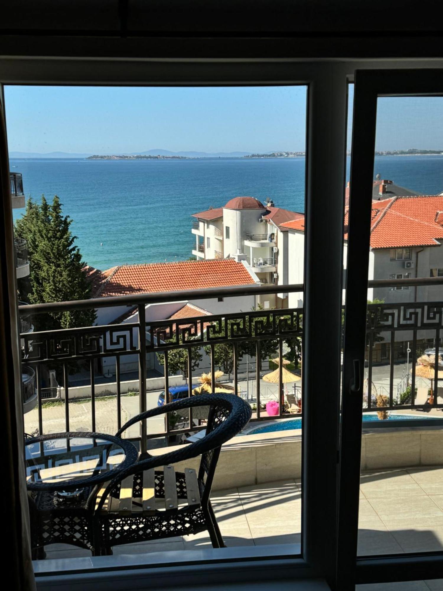 Marina Bay Apart Saint Vlas Свети-Влас Экстерьер фото